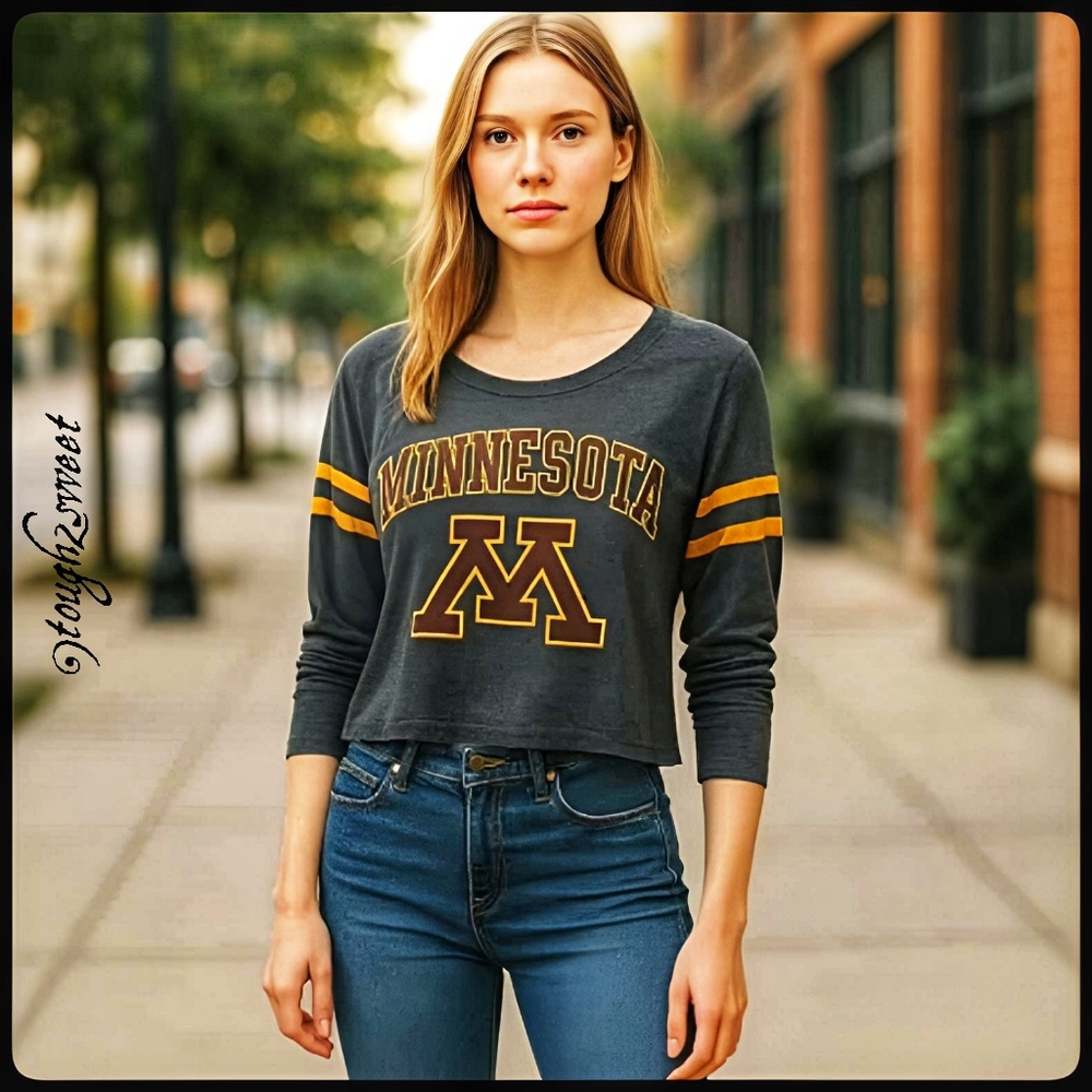 UNIVERSITY OF MINNESOTA STATE LONG SLEEVE SOFT TEE/ WOMEN'S XL